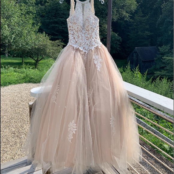 Exquisite Mori Lee Dress - Picture 6 of 11